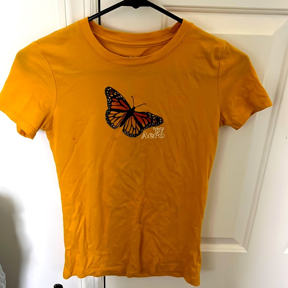 Aeropostal Classic Crew Graphic Tee Shirt with Butterfly